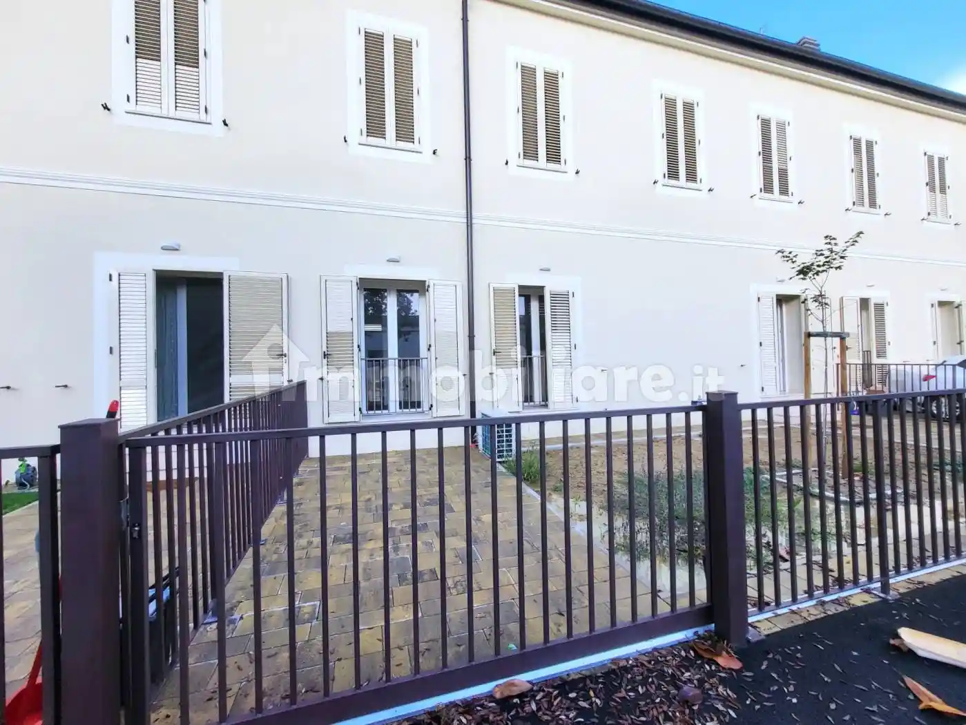 Casa indipendente in vendita a Campi Bisenzio