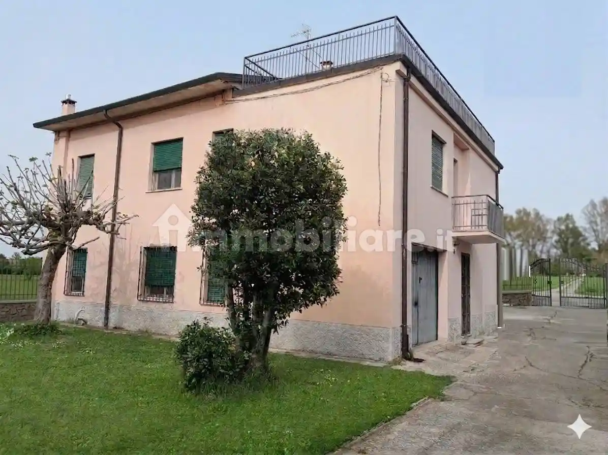 Villa in vendita a Nogara