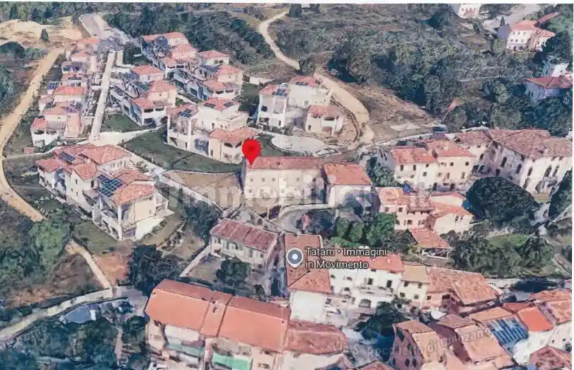 Rustico - Casale in vendita a Verona