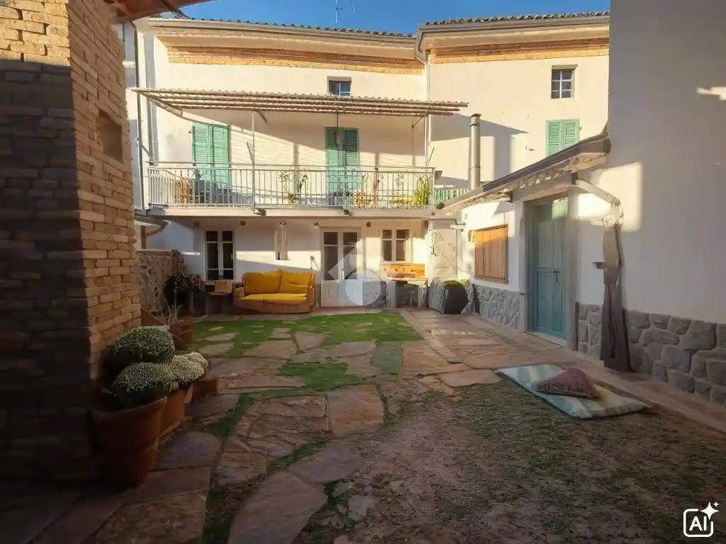 Casa indipendente in vendita a Castelspina