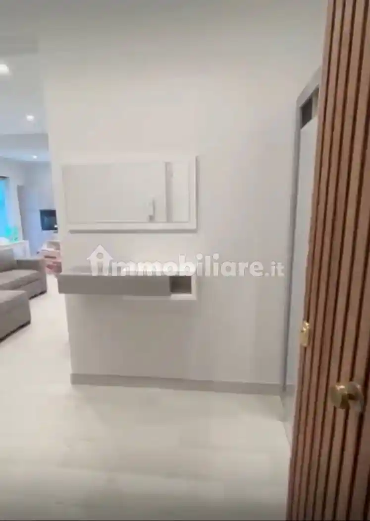 Appartamento in affitto a Napoli