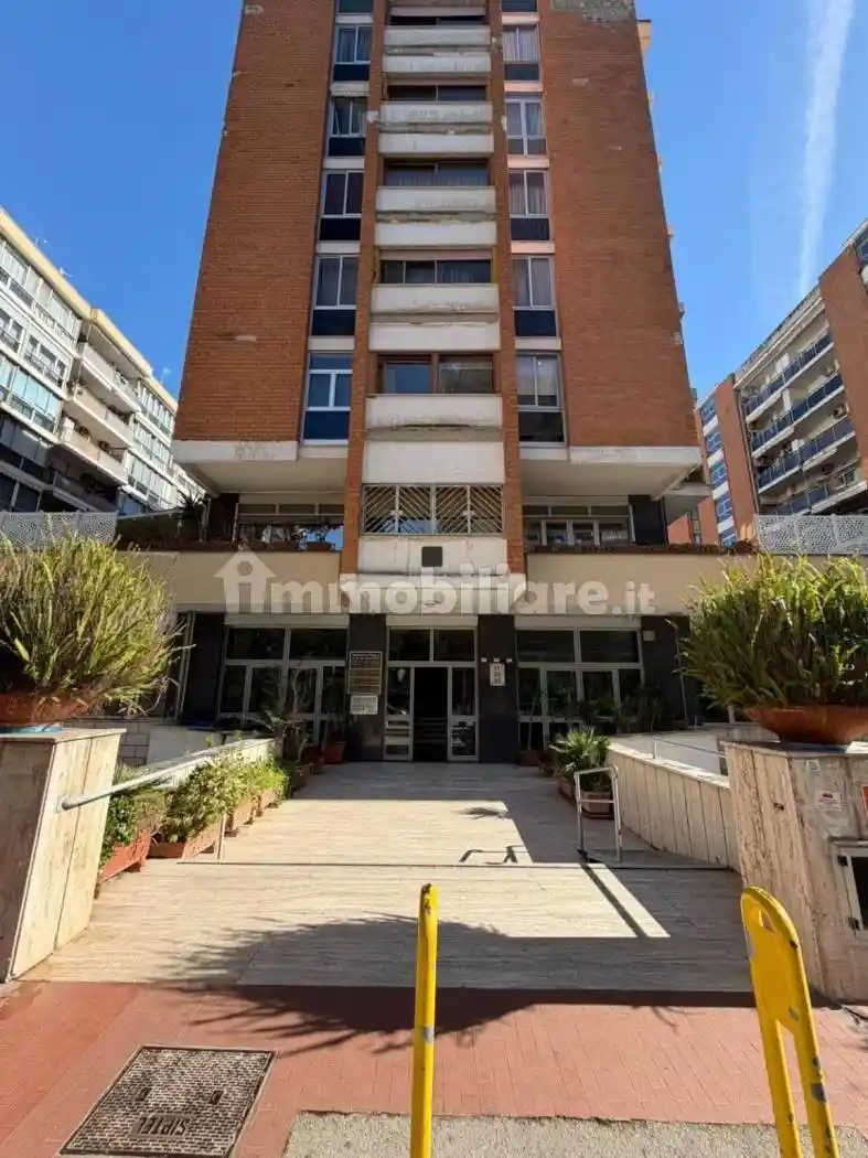 Appartamento in vendita a Napoli