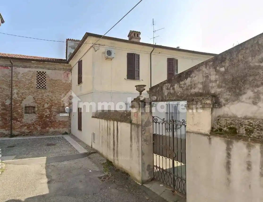 Casa indipendente in vendita a Scandolara Ravara