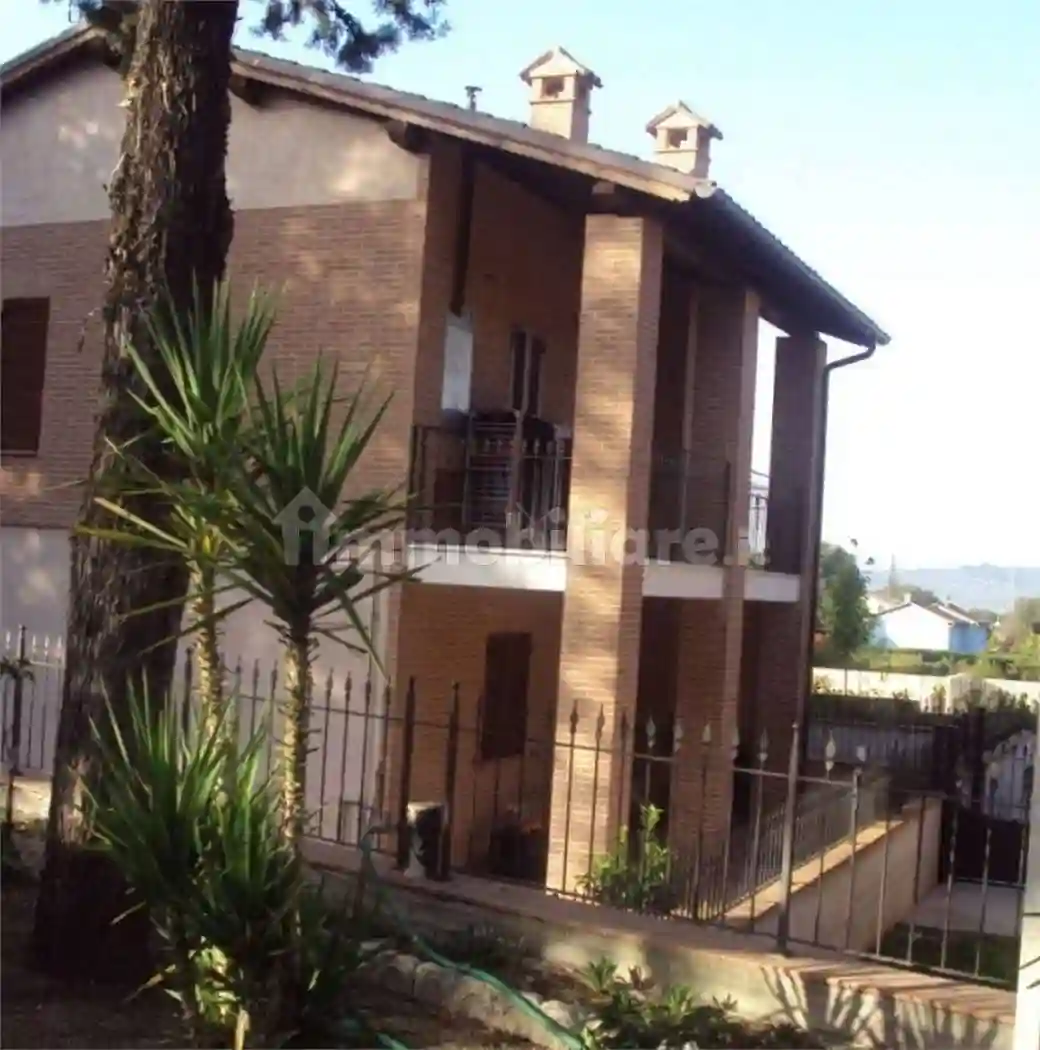 Villetta a schiera - foto 2