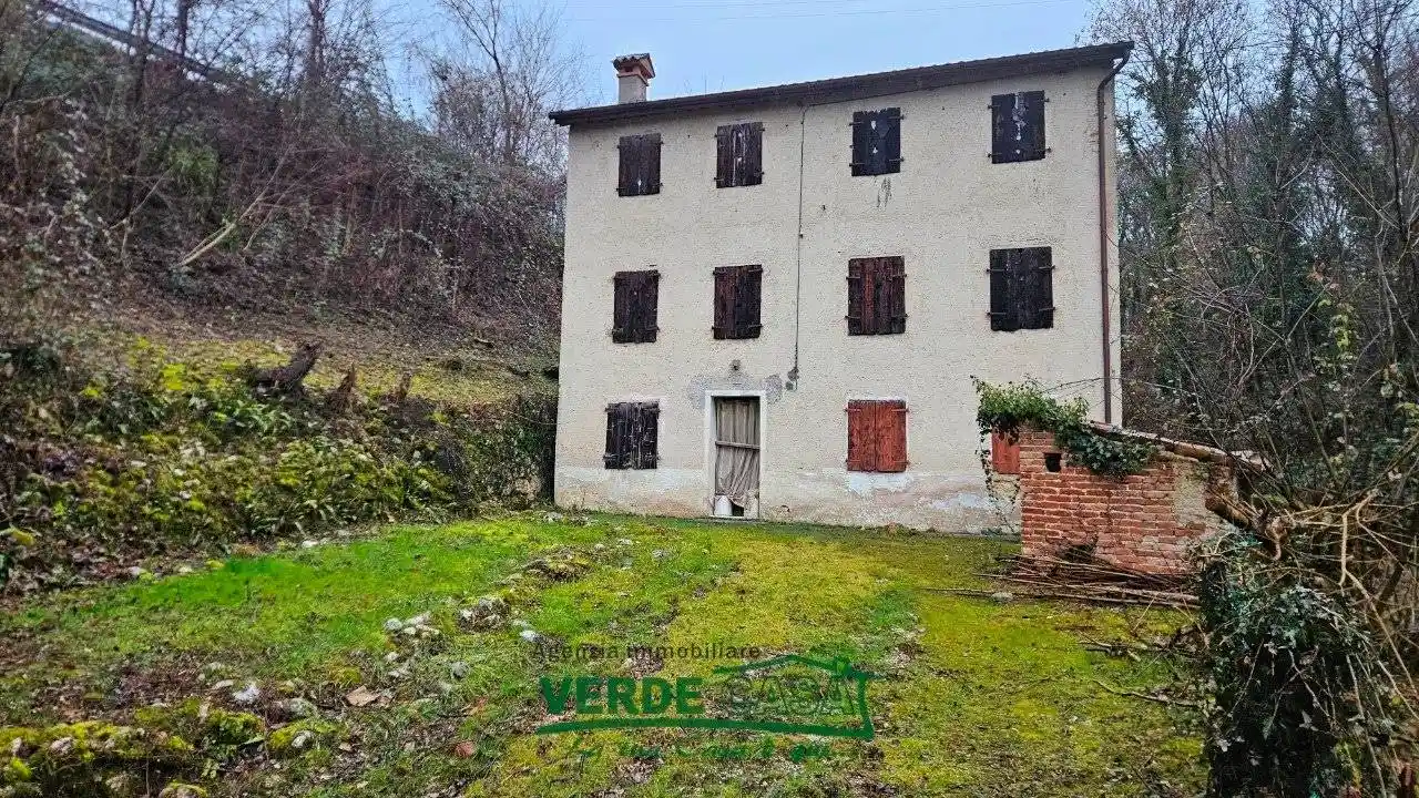 Villa in vendita a Pieve del Grappa