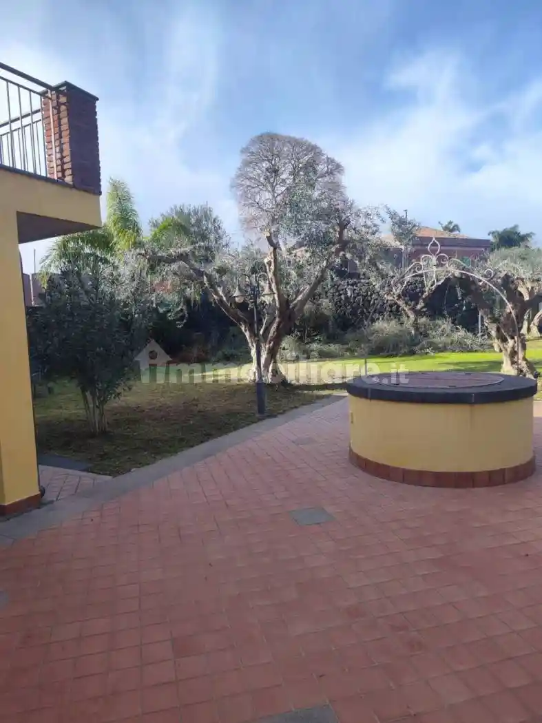 Villa in affitto a Acireale