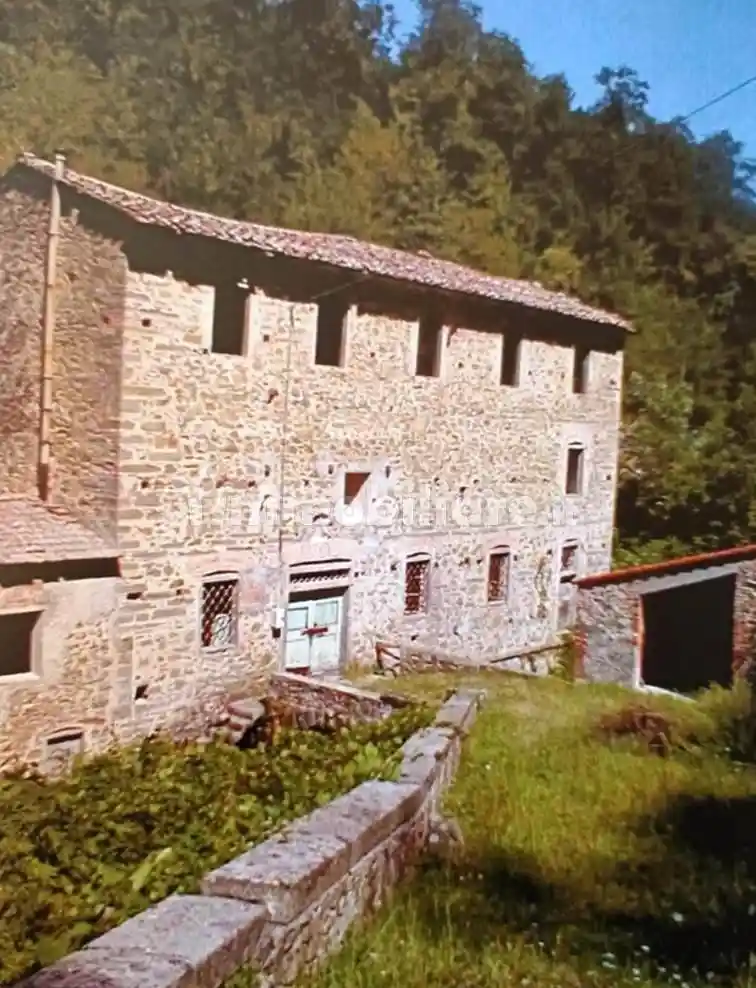 Rustico - Casale in vendita a Vinci