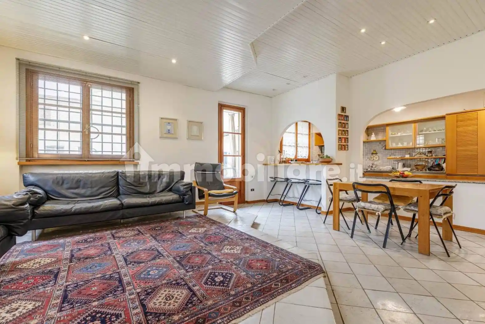 Casa indipendente in vendita a Campi Bisenzio