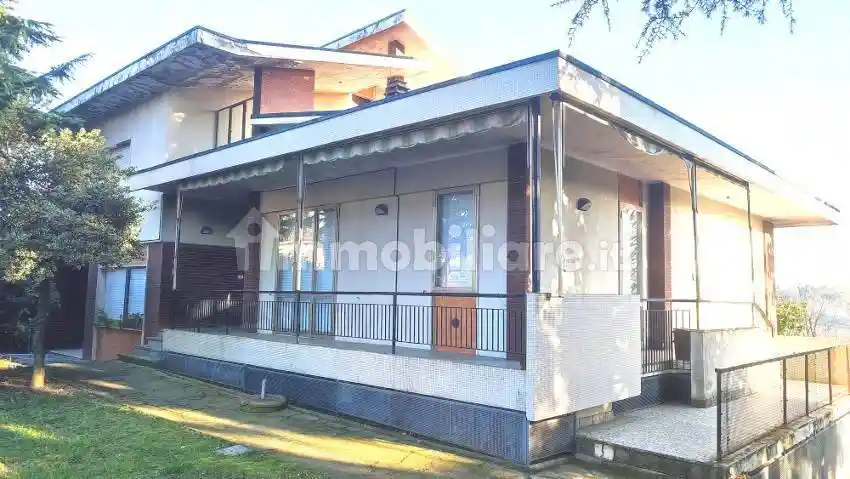 Villa in vendita a Canneto Pavese