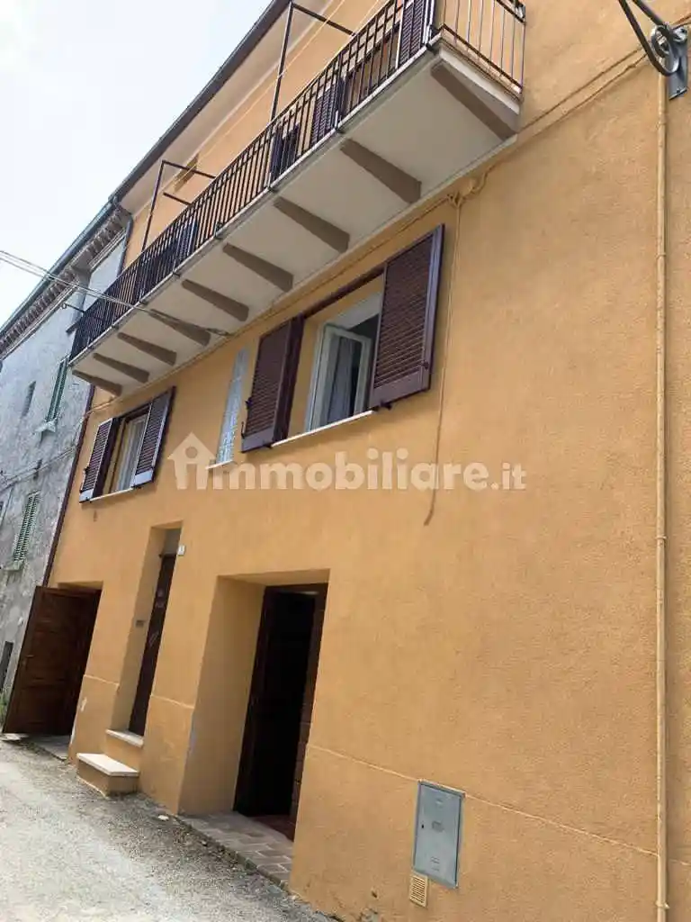 Casa indipendente in vendita a Costacciaro