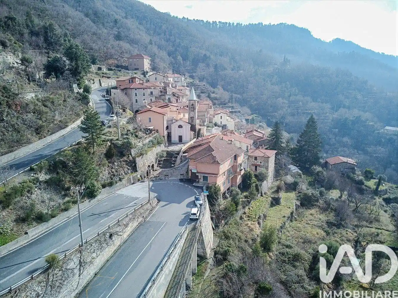 Casa indipendente in vendita a Castelvecchio di Rocca Barbena