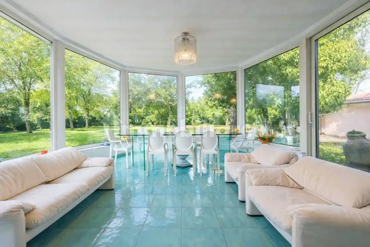 Villa in vendita a Lucca