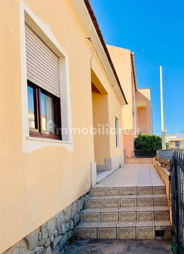 Casa indipendente in vendita a Olbia