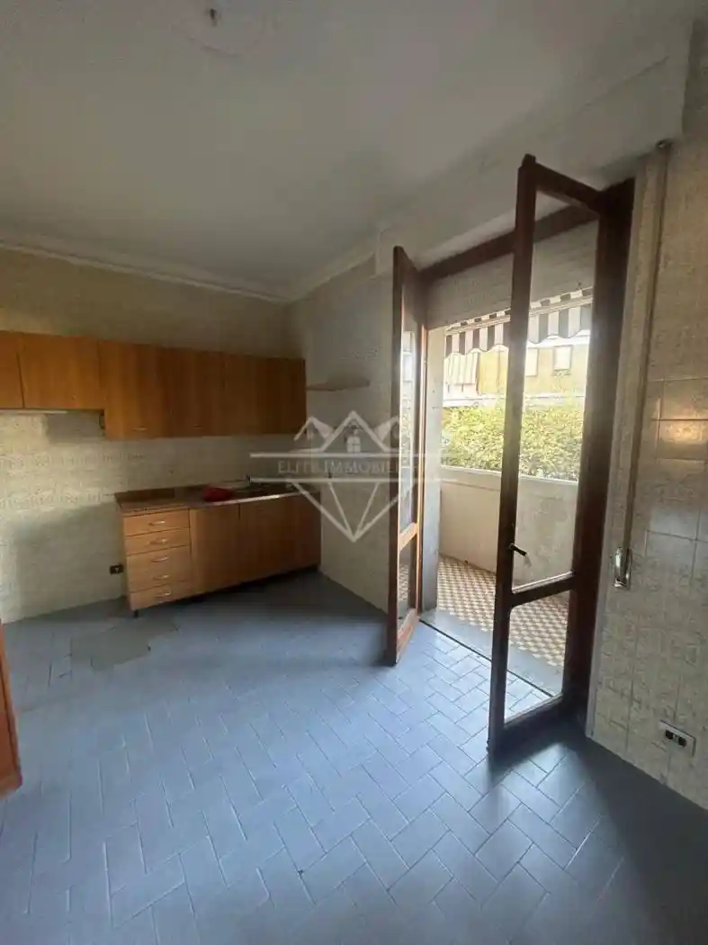 Appartamento in vendita a Massa