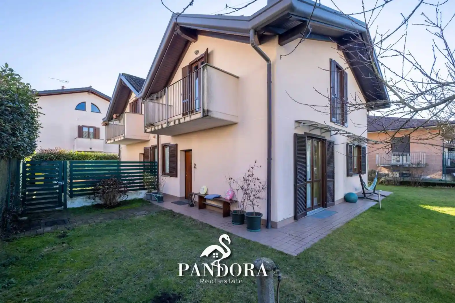 Villa in vendita a Besnate