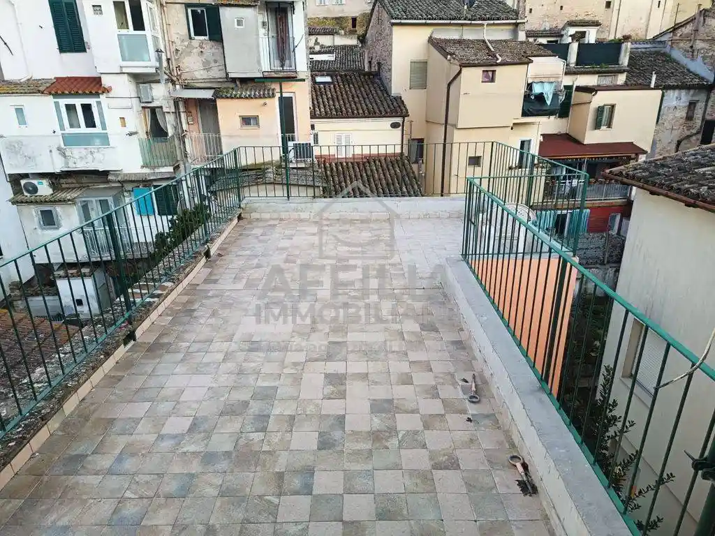 Appartamento in vendita a Jesi