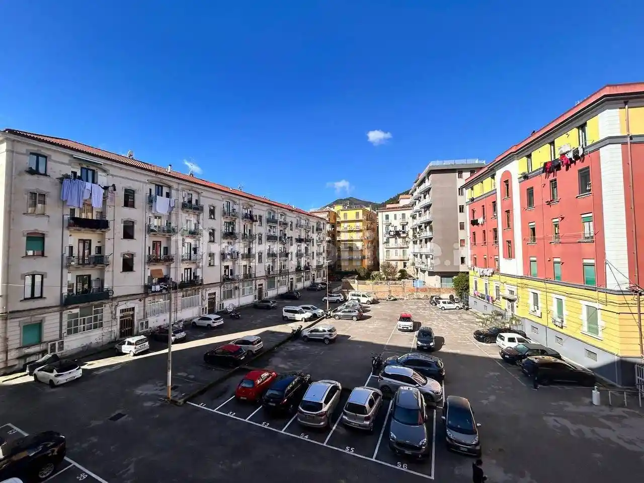 Appartamento in vendita a Salerno