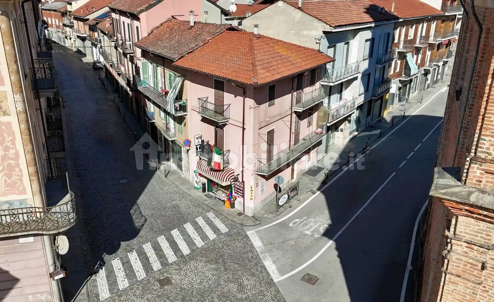 Casa indipendente in vendita a Canale