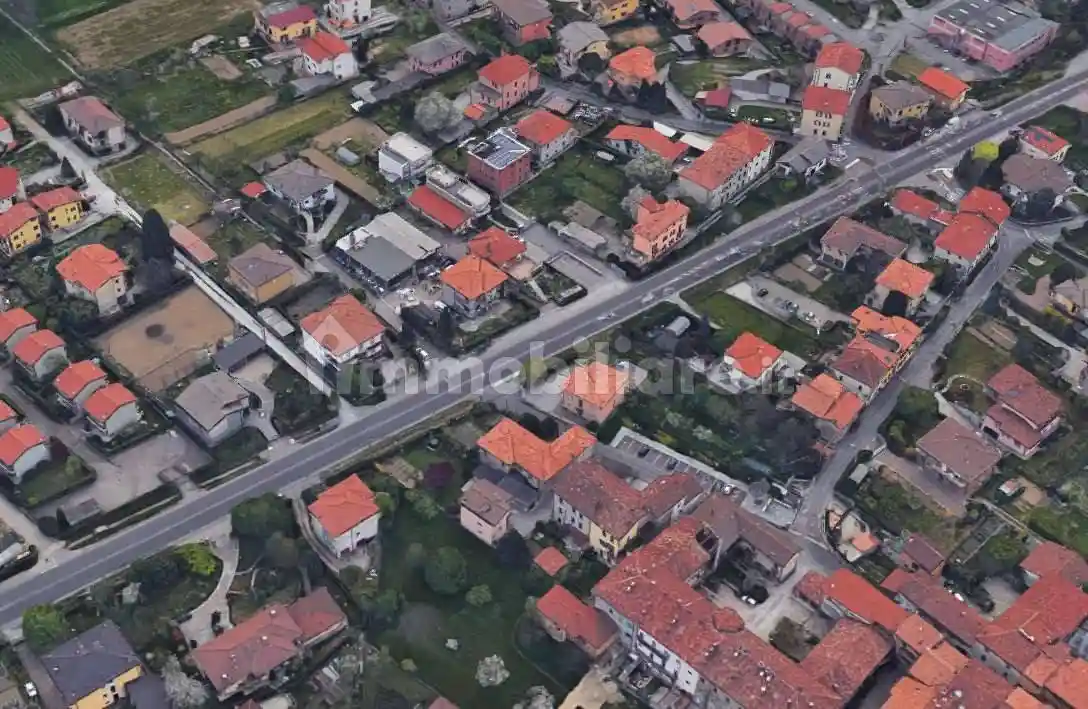 Appartamento in vendita a Albese con Cassano