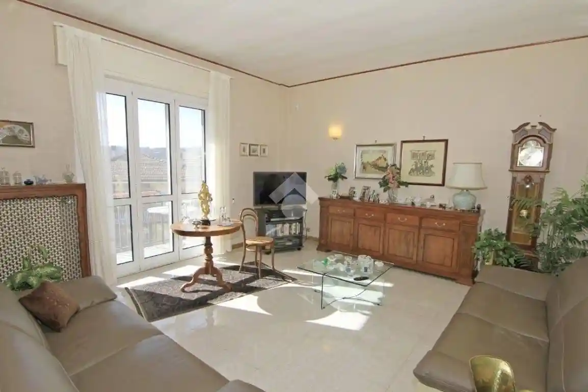 Appartamento in vendita a Gavi