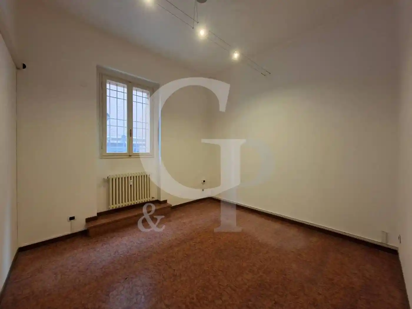 Palazzo - Edificio in affitto a Bologna