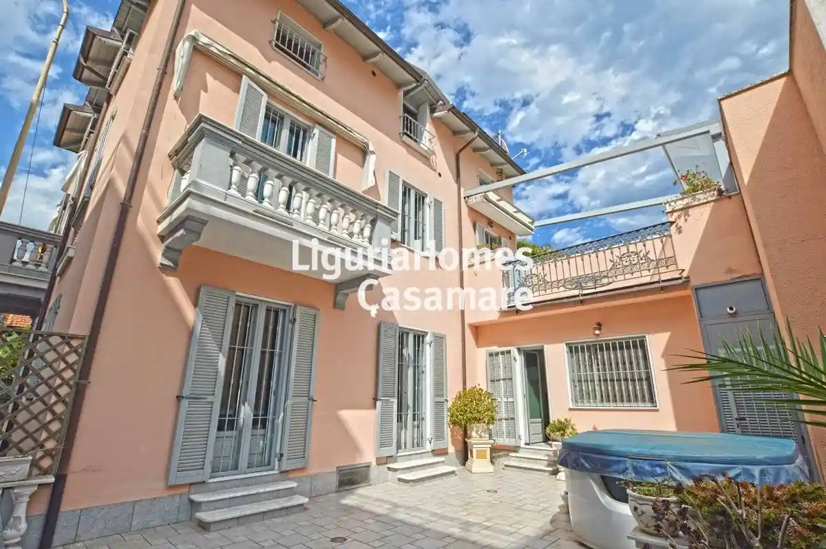 Appartamento in vendita a Bordighera