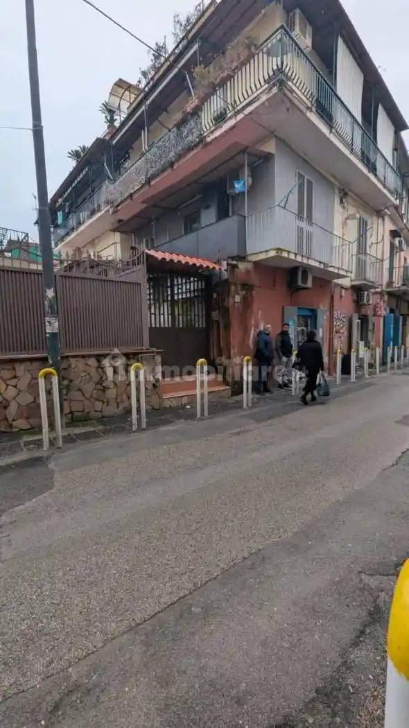 Appartamento in vendita a Napoli