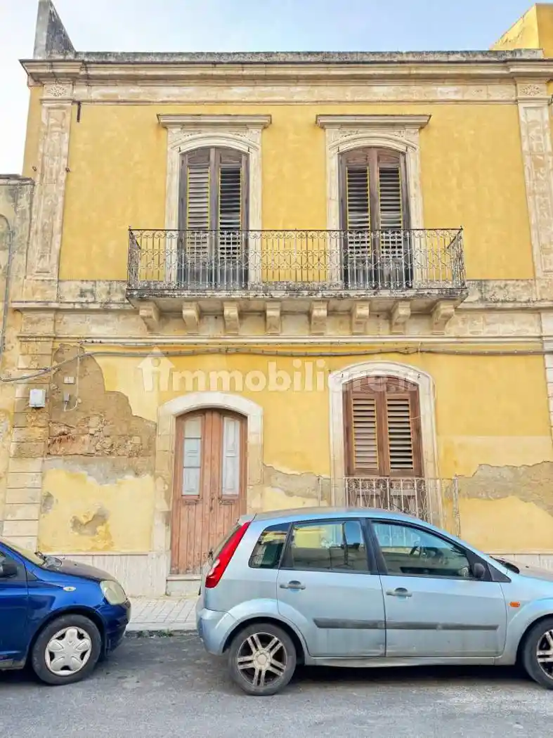 Casa indipendente in vendita a Avola