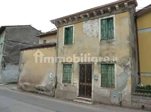 Casa indipendente in vendita a Monteforte d'Alpone
