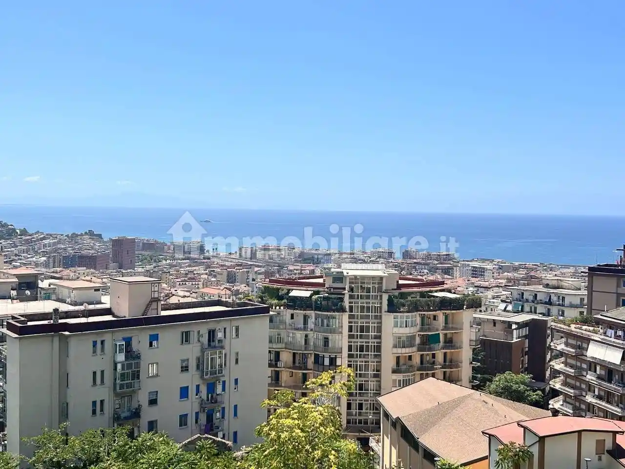 Appartamento in vendita a Salerno