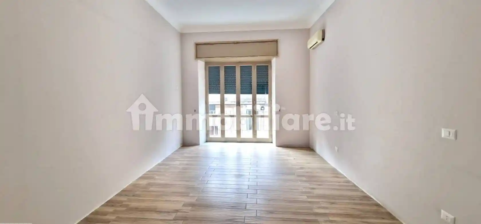 Appartamento in affitto a Napoli