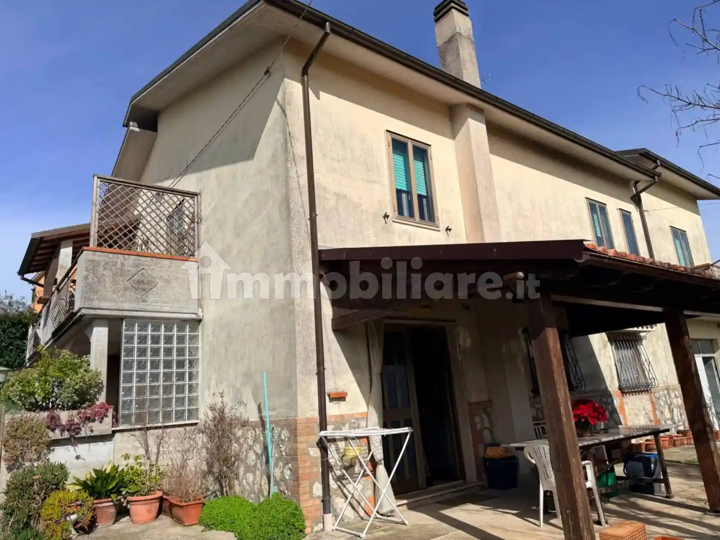 Villa in vendita a Montecastrilli