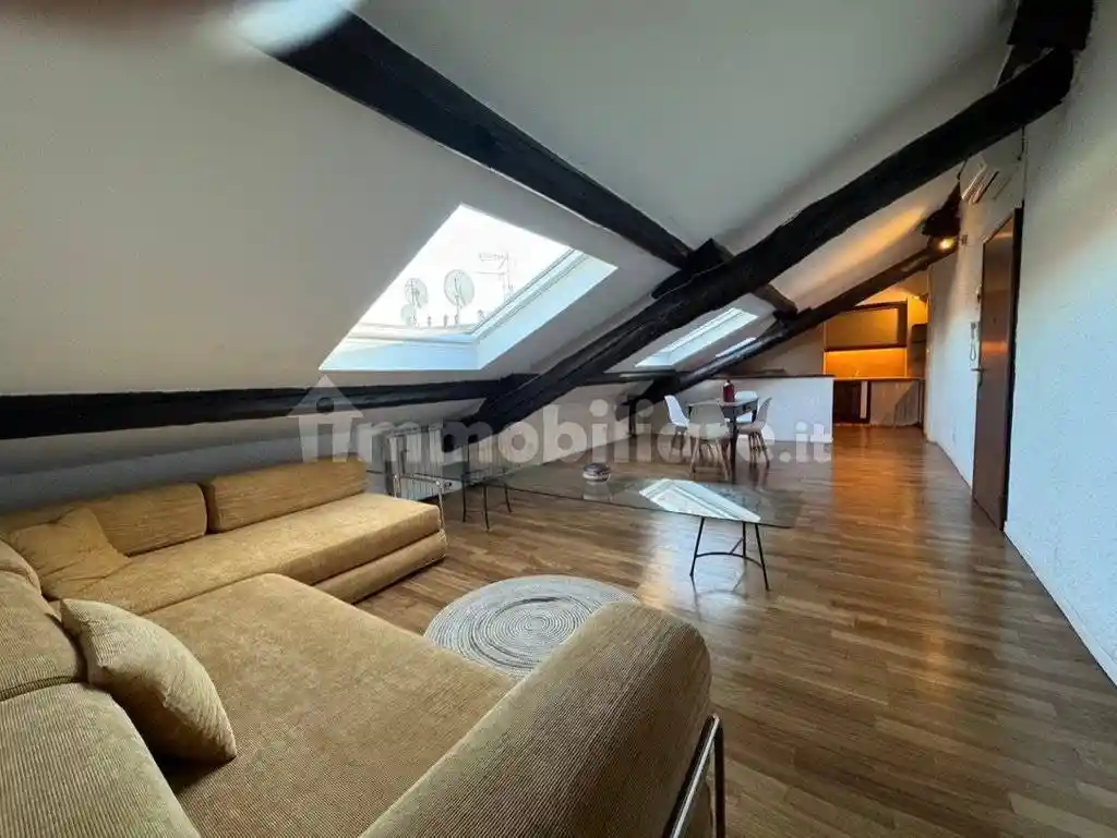 Attico - Mansarda in affitto a Milano