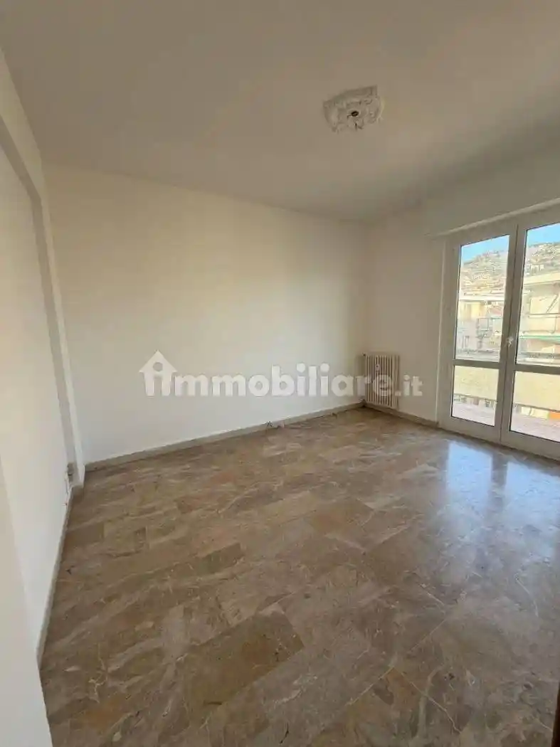 Appartamento in vendita a Pietra Ligure