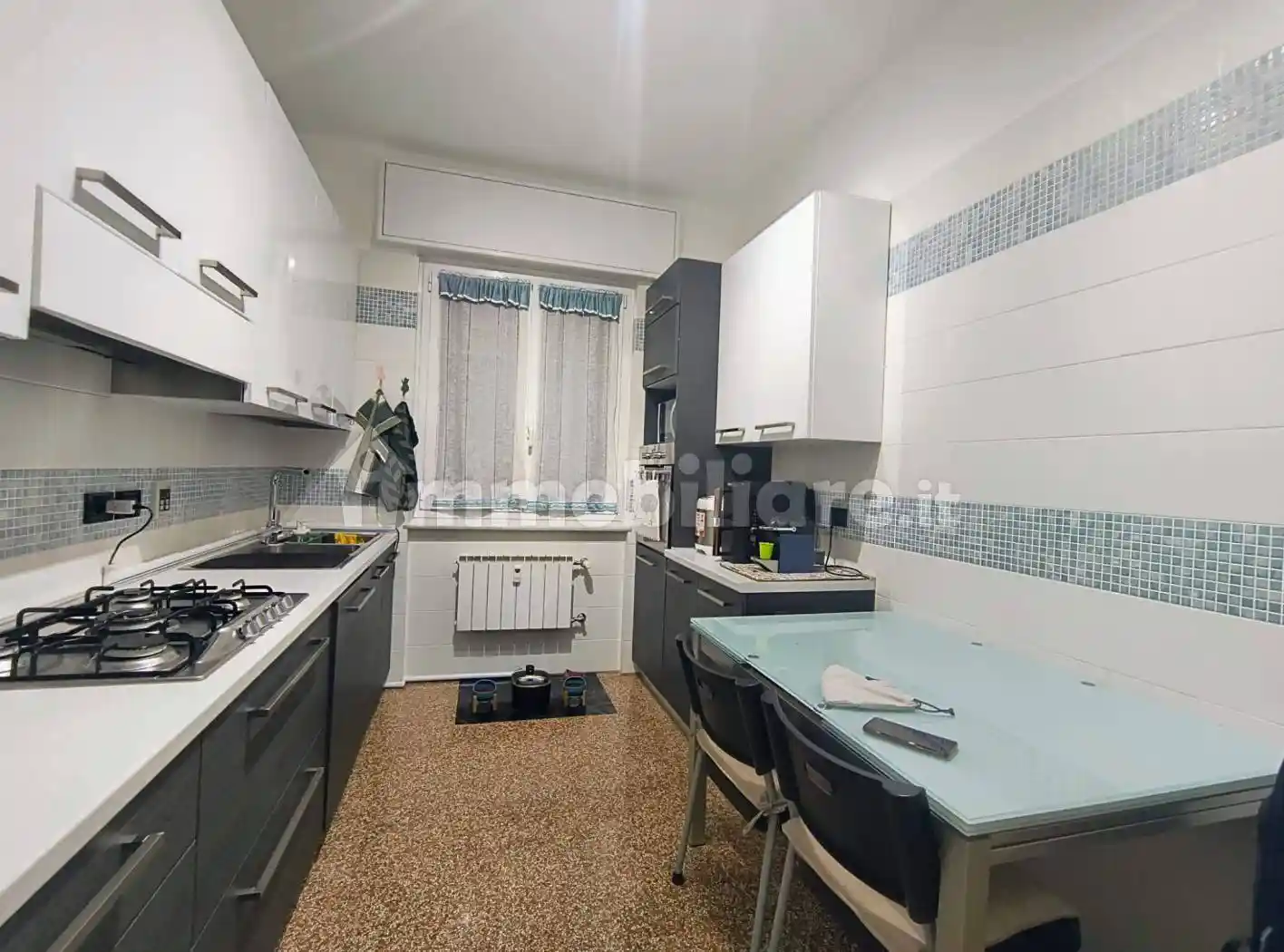 Appartamento in vendita a Genova