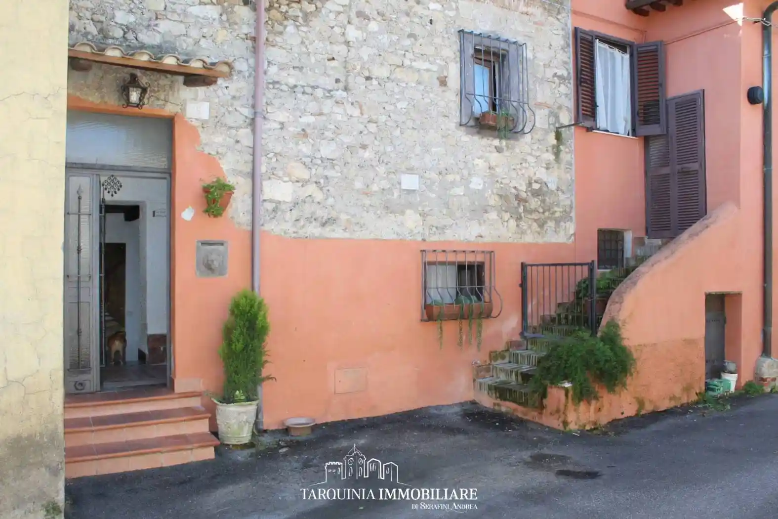 Casa indipendente in vendita a Tarquinia