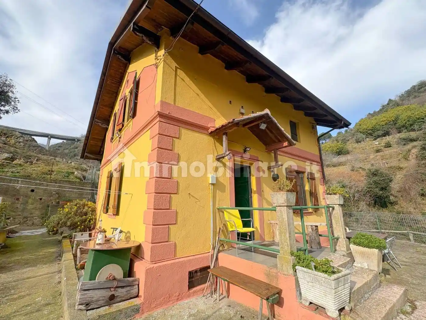 Casa indipendente in vendita a Quiliano