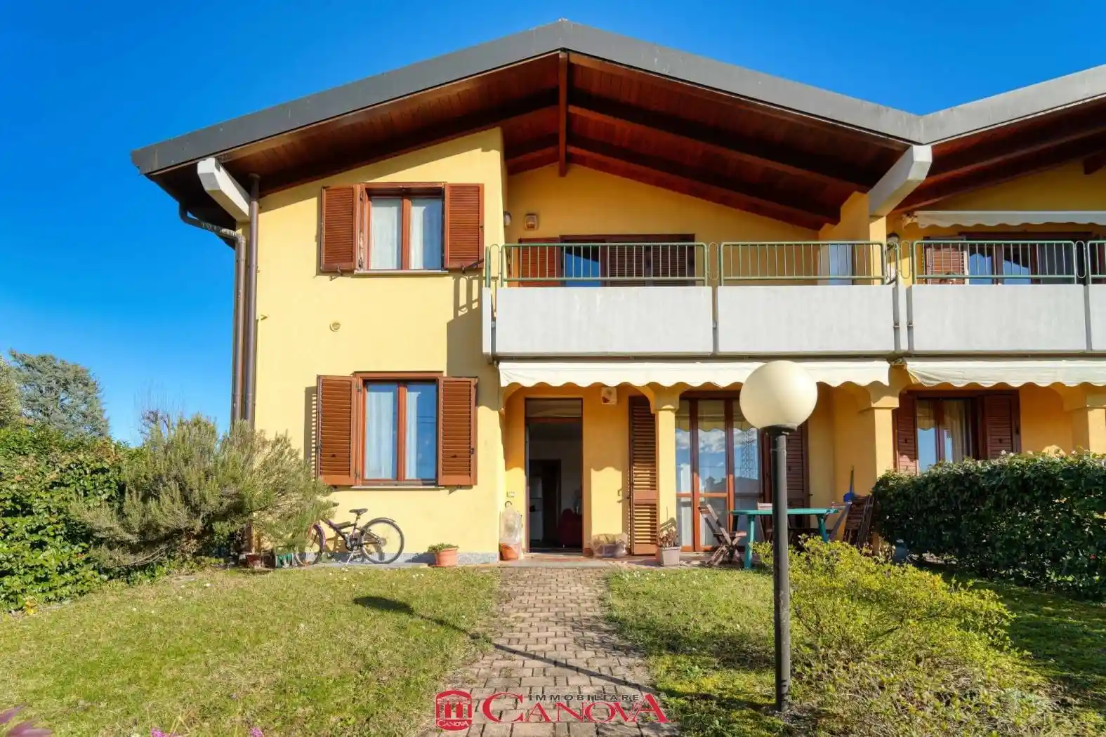 Appartamento in vendita a Fenegrò