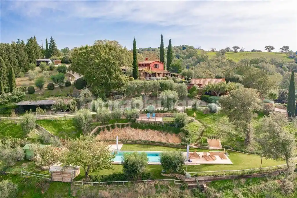 Rustico - Casale in vendita a Scansano