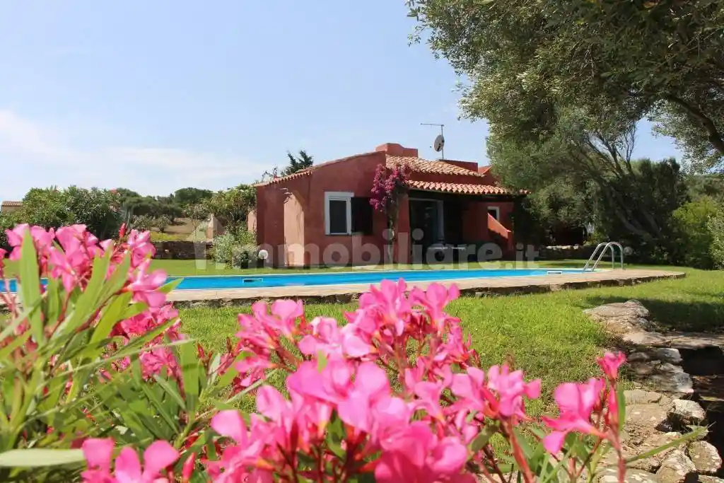 Villa in vendita a Santa Teresa Gallura