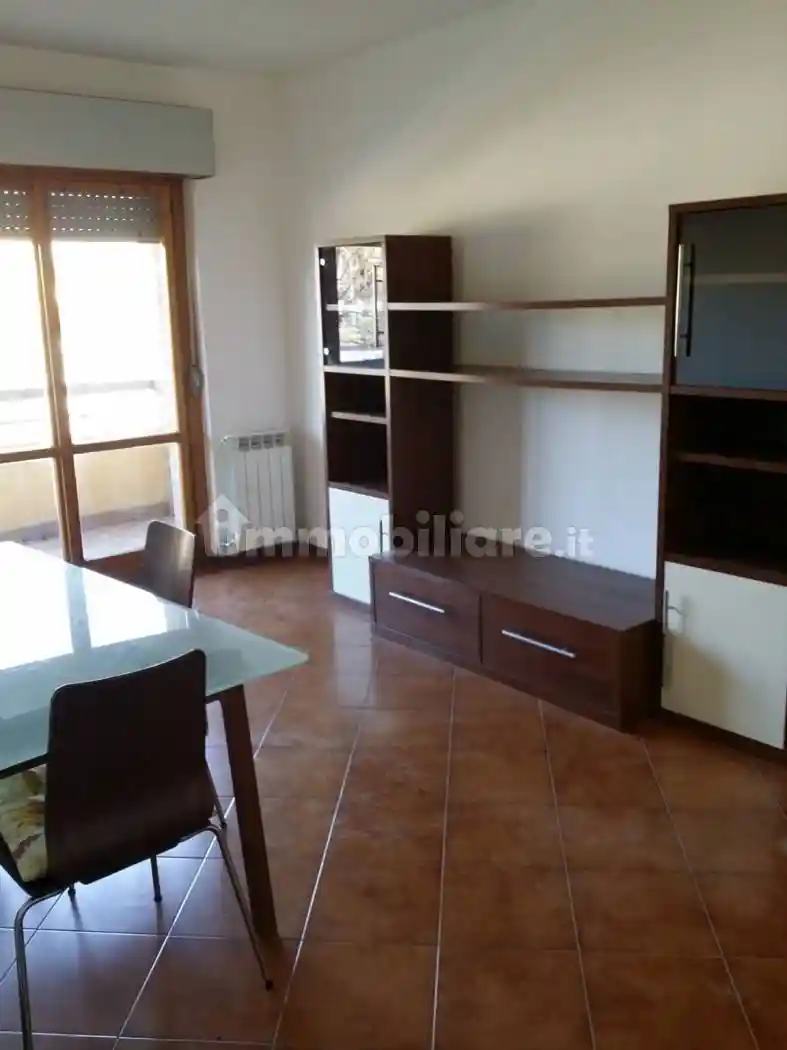 Appartamento in affitto a Guidonia Montecelio