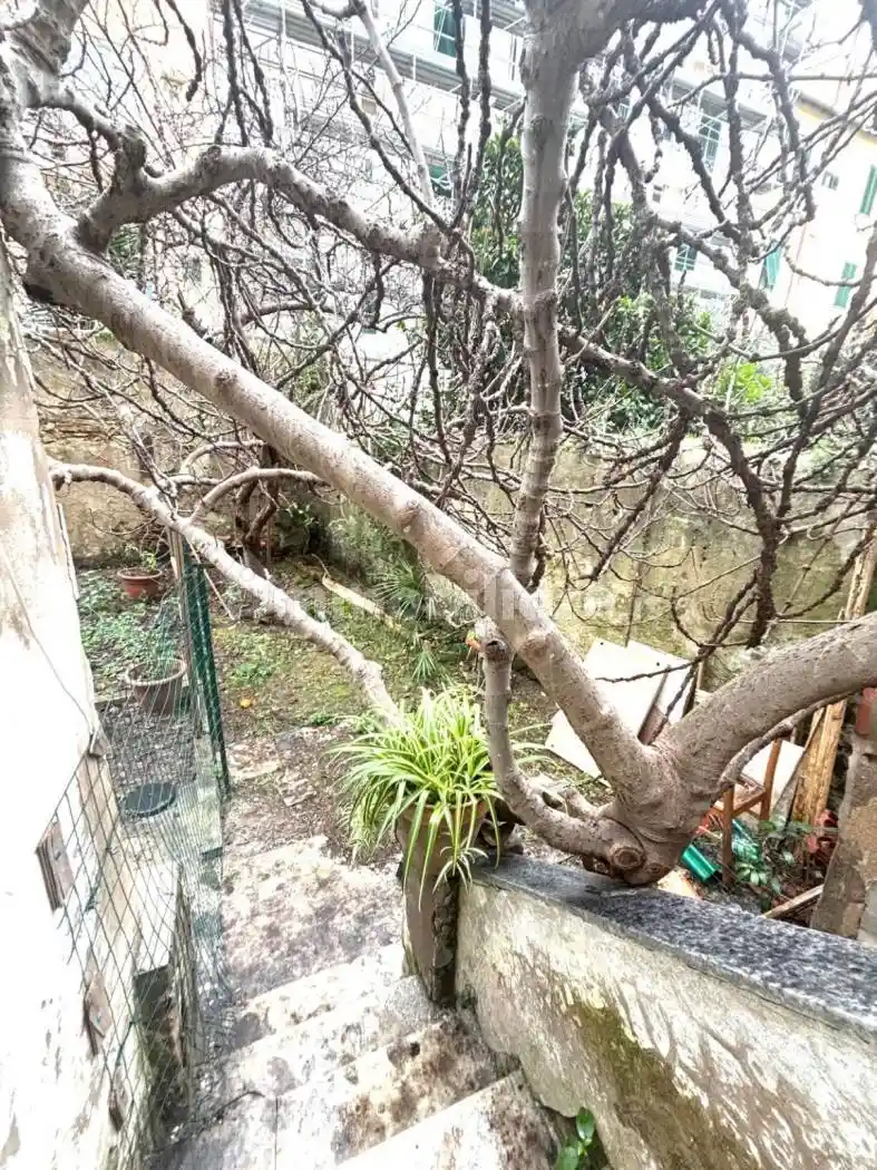 Appartamento in vendita a Livorno