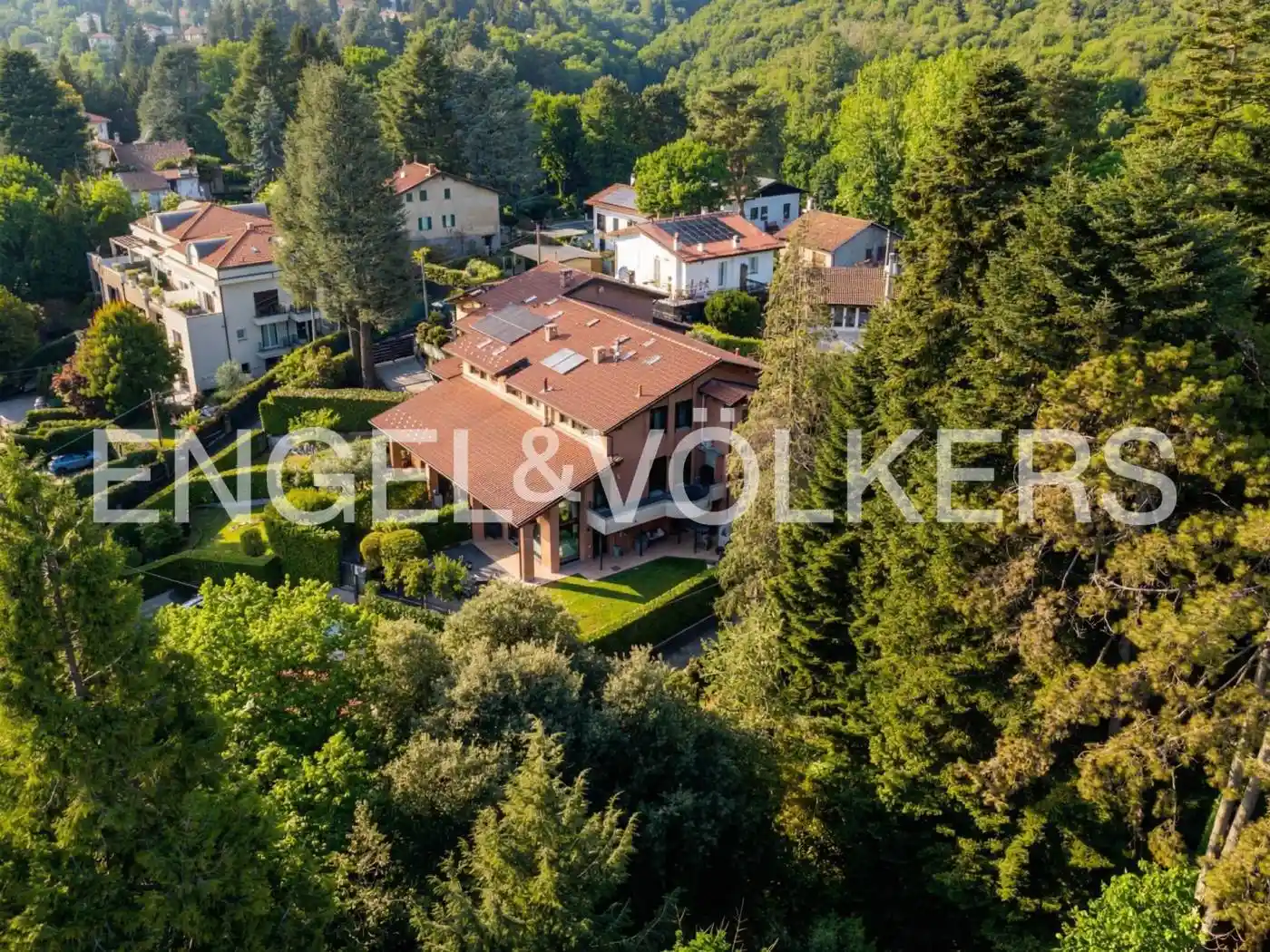 Villa in vendita a Varese