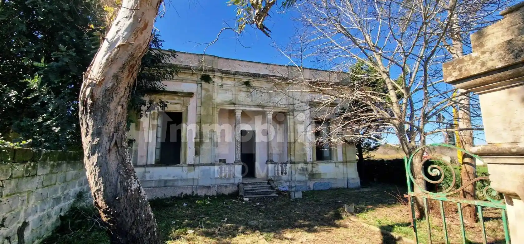 Villa in vendita a Cutrofiano