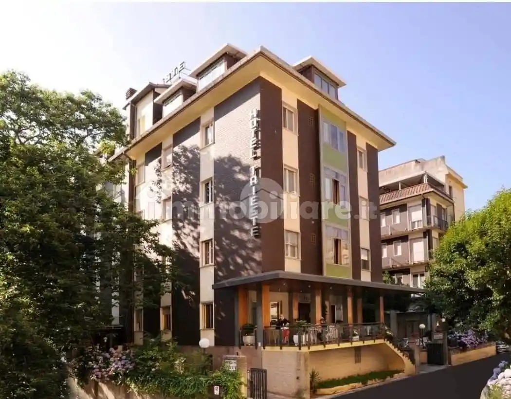 Palazzo - Edificio in vendita a Fiuggi