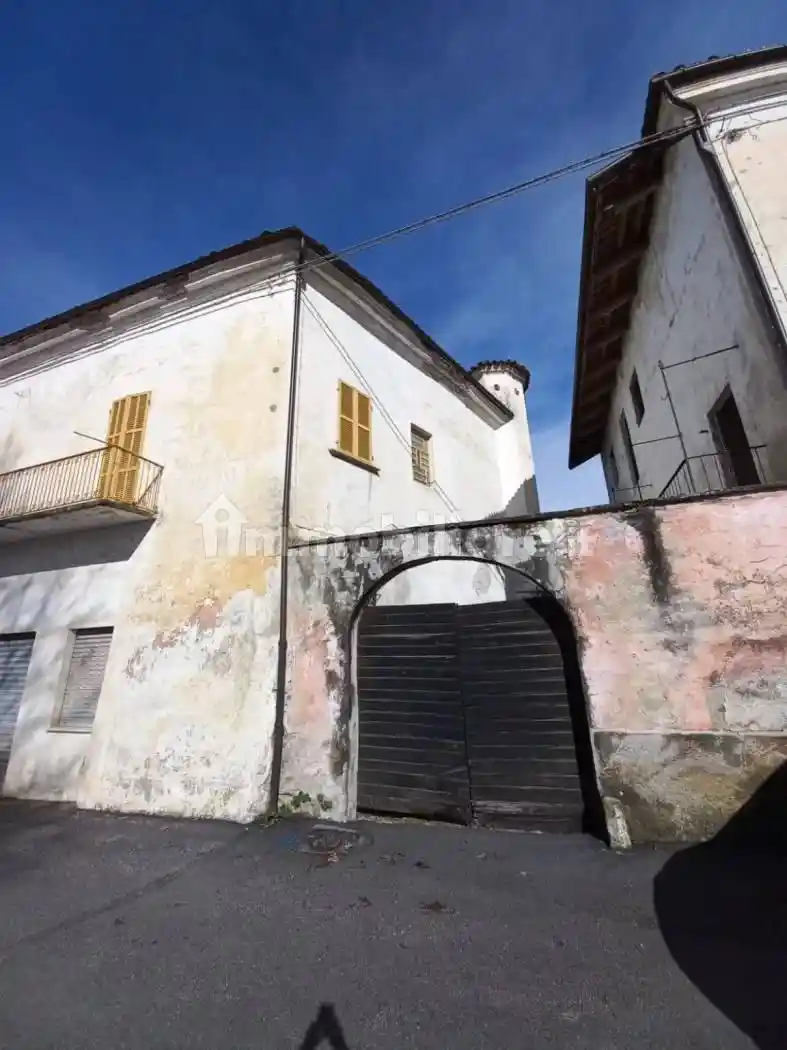 Casa indipendente in vendita a Clavesana