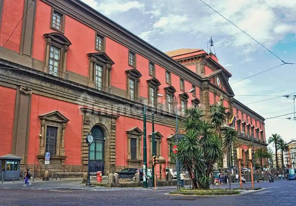 Appartamento in vendita a Napoli