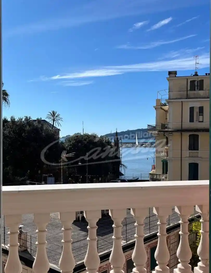 Appartamento in vendita a Rapallo