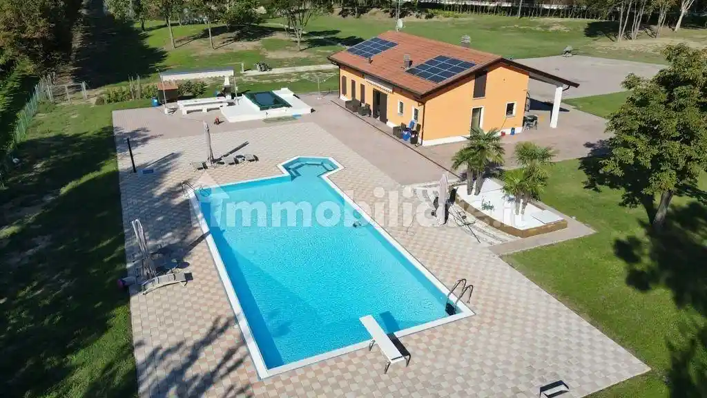 Villa in vendita a Carpi