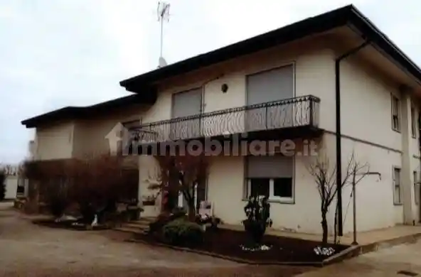 Casa indipendente in vendita a Camposampiero